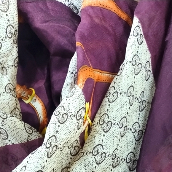 Gucci Silk Luggage Leather Strap & GG Logo Large Wrap Scarf Gray Burgund… - Picture 14 of 14